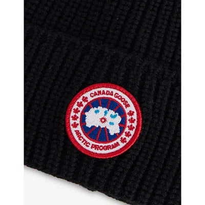 Canada Goose Ribbed Black Merino Wool Toque With Contrast Emblem In Black