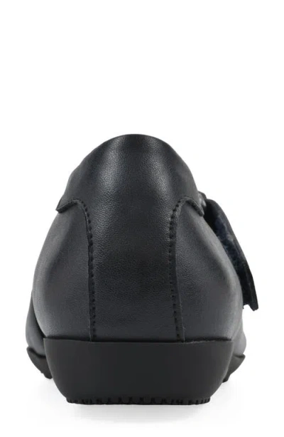 Cliffs By White Mountain Women's Carwen Ballet Flat In Black