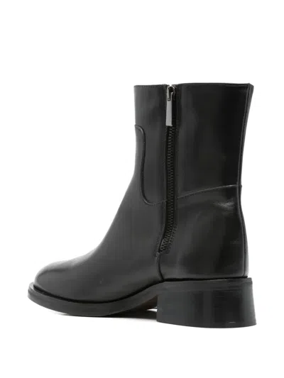 L Arianna Zip-fastening Boots In Black