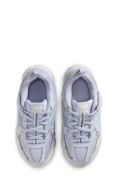 Nike Kids' Vomero 5 Sneaker In White