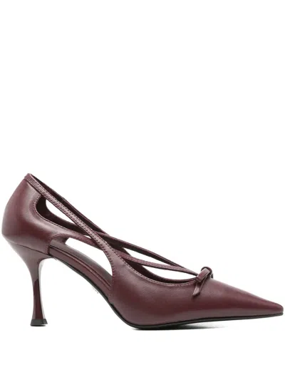 Lola Cruz Pumps In Bordeaux Leather In Multi