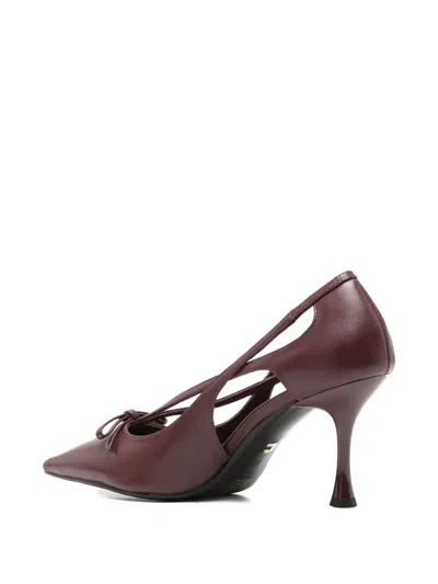 Lola Cruz Pumps In Bordeaux Leather In Multi