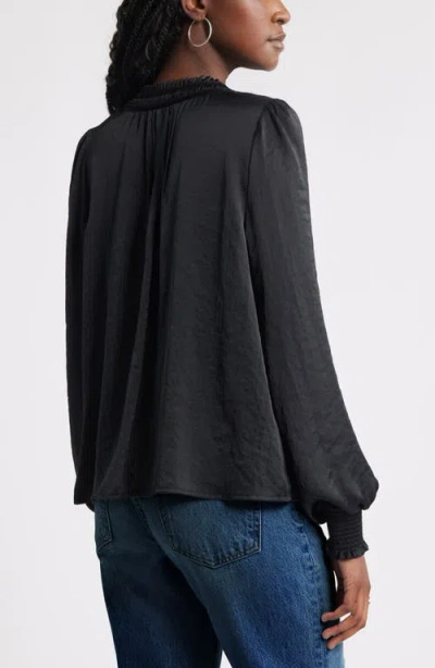 Treasure & Bond Pintuck Satin Top In Black