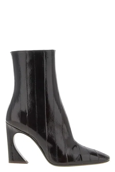 Fendi Women Brown Ankle Boots With Arc Heel And Side Zip Closure In Leather Woman In Black