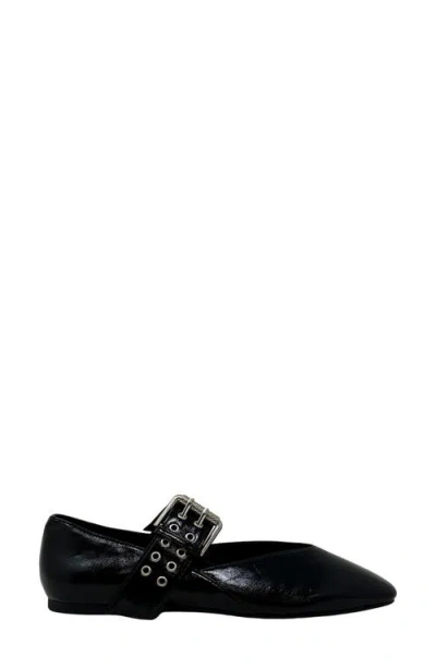 Shushop Buckle Flat In Black