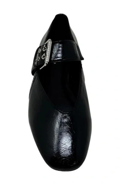Shushop Buckle Flat In Black