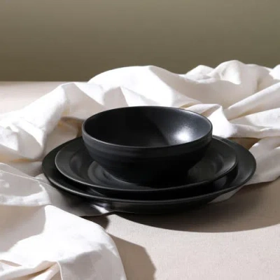 Stone Lain Orbit Stoneware 4-piece Dinner Plate Set In Black