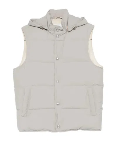 Eleventy Hooded Press-stud Fastening Gilet In Gray