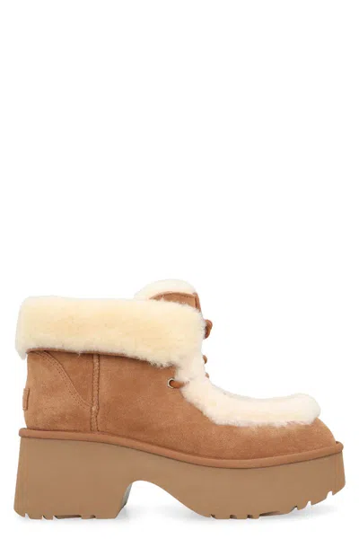 Ugg Esmee Beige Ankle Boots With Fur Detailing And Platform In Suede Woman In Nude