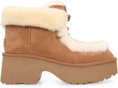 Ugg Esmee Beige Ankle Boots With Fur Detailing And Platform In Suede Woman In Nude