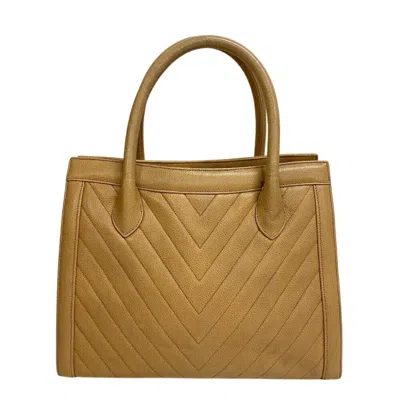 Pre-owned Chanel Grained Calfskin Handbag () In Sand