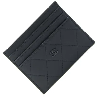 Pre-owned Chanel Leather Card Case () In Black