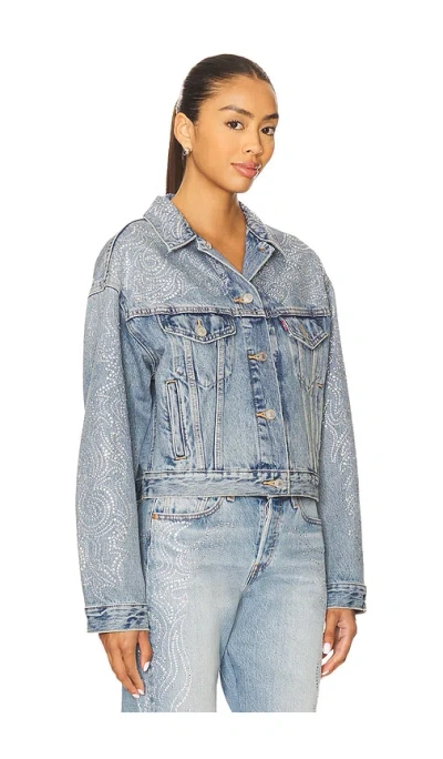 Levi's Å¤�å�¤90å¹´ä»£çÿ­æ¬¾å¤¹å…‹ Â€“ Denim Venom Trucker. Å°ºç � S (also Â€“ L, M, Xl, Xs). In Blue