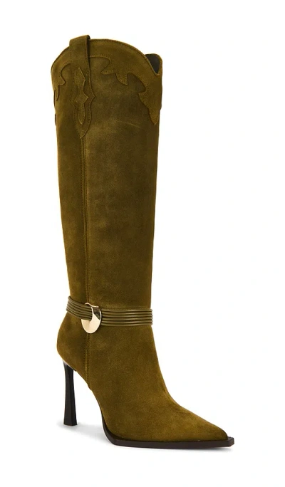 Steve Madden Kyndall Boot In Brown