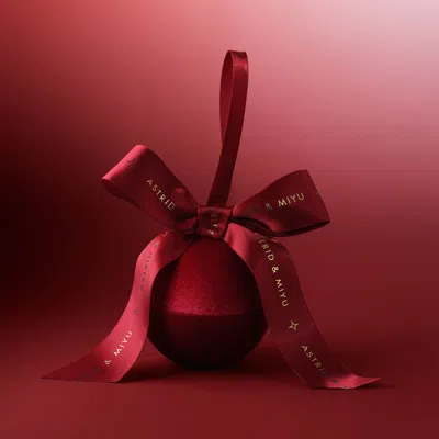 Astrid &amp; Miyu Star Cluster Bracelet Bauble  / No Micron / No Size