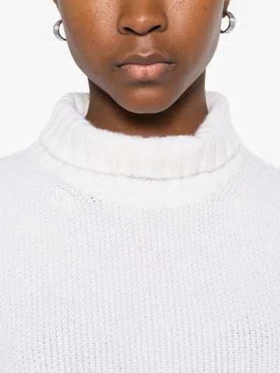Tabaroni Cashmere Ribbed Mock Neck Cashmere Sweater In White