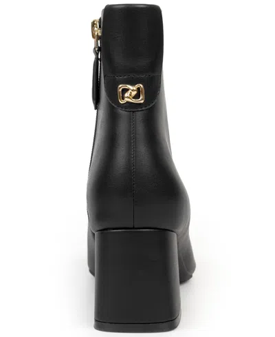 Aerosoles Enoch Pointed Toe Bootie In Black