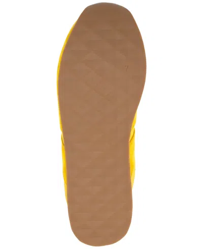 Aerosoles Women's Jett Sport Sneaker In Yellow