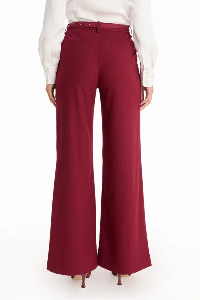 The Noli Shop Martina Belted Trouser In Burgundy