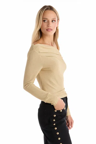 The Noli Shop Victoria Shimmer Top In Gold