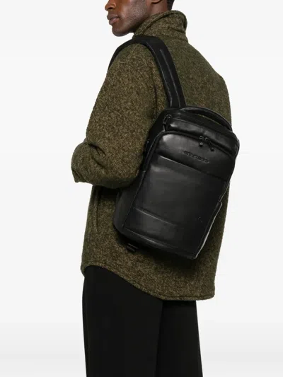 Piquadro Leather Backpack In Black