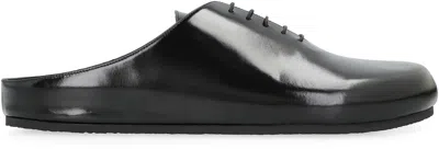 Jacquemus Round Toe Open Back Flat Sole Slippers In Black