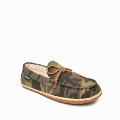 Minnetonka Men's Tomm Slipper Shoes In Camo Print In Multi