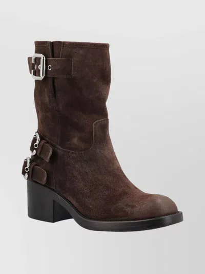 Chloé Stylish Block Heel Suede Ankle Boots In Brown