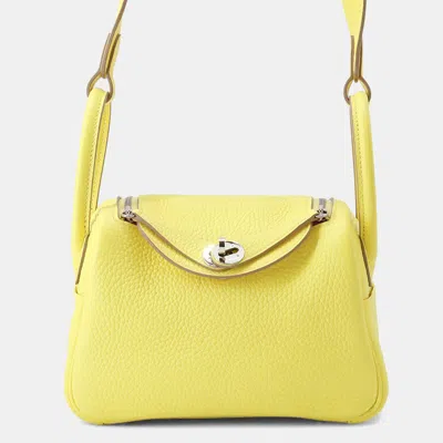 Pre-owned Hermes Lindy Lime Taurillon Clemence Size Mini In Yellow