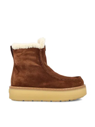 Prada Boots In Brown
