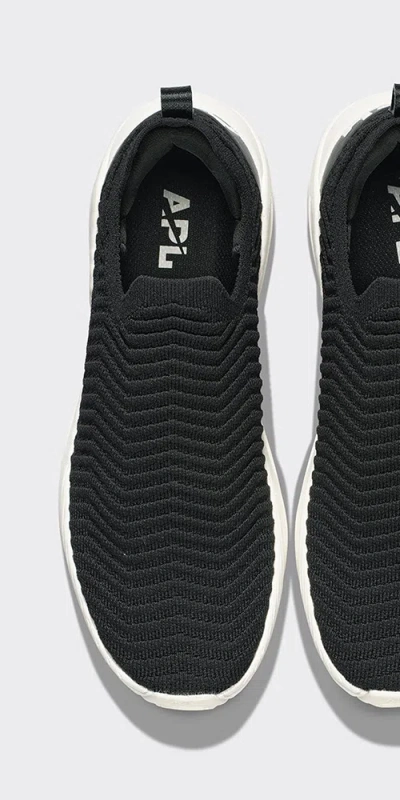 Apl Athletic Propulsion Labs Techloom Traveler Black / Ivory In Multi