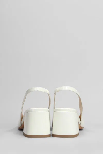 Anna F . Pumps In White