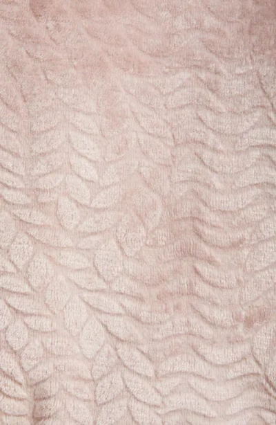 Honeydew Intimates Warm It Up Short Robe In Pink