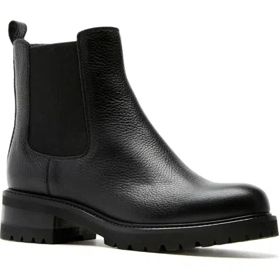 La Canadienne Smile Leather Bootie In Black