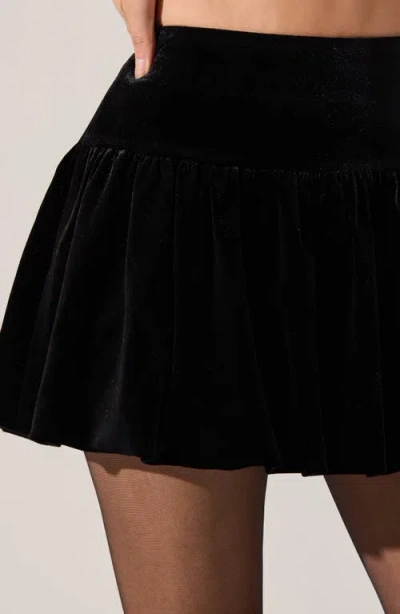 Astr Women's Jenika Mini Skirt In Black