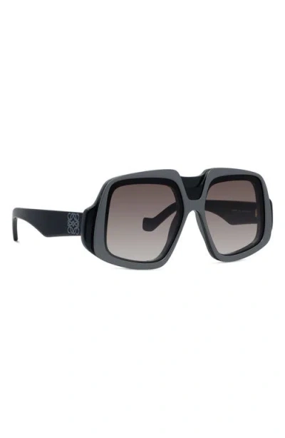 Loewe Anagram 61mm Gradient Geometric Sunglasses In Black