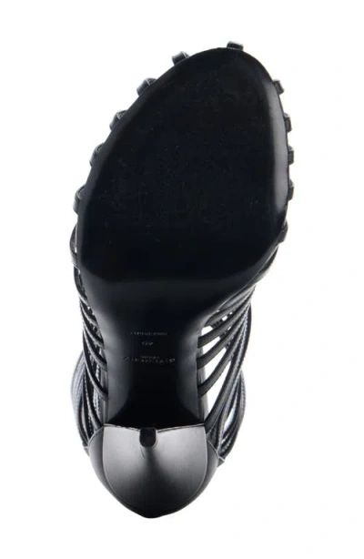 Givenchy Cage Ankle Boots In Leather In Black