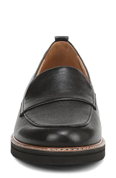 Naturalizer Women's Taylin Pull On Loafers In Black