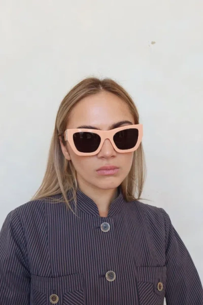 Indy Lainey Square Polarized Sunglasses In Brown