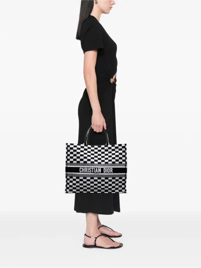 Pre-owned Dior 2018 Large Embroidered Canvas Checkered Book Tote Bag In Black