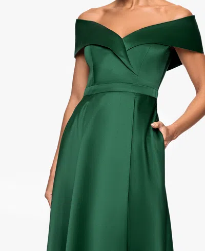 Xscape Women's Sweetheart Neck Maxi Dress In Green