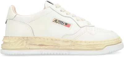 Autry X Mihara Yasuhiro Medalist Super Vintage Sneakers In White