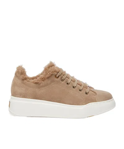 Max Mara Sneakers In Suede, And Alpaca And Cashmere Teddy Fabric In White