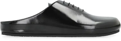 Jacquemus Round Toe Open Back Flat Sole Slippers In Black