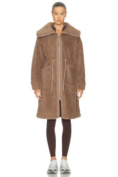 Varley Logan Longline Sherpa Fleece Coat Jacket In Brown