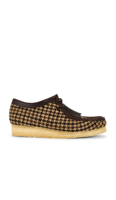 Clarks Wallabee Moccasin Shoe In Multi