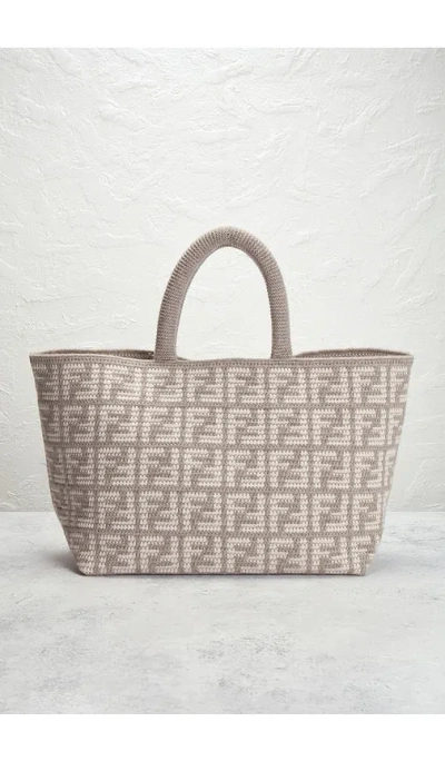 Fwrd Renew Fendi Æ‰‹æ��åœ… Â€“ Tortora Grey. Å°ºç � All.