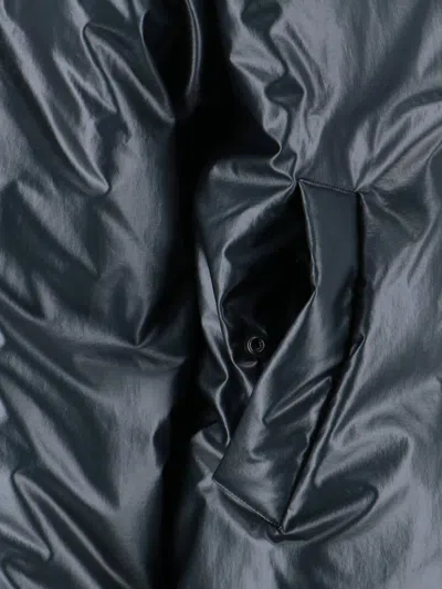 Berner Kuhl Structured Minimalist Jacket With Front Zipper Closure In Blue