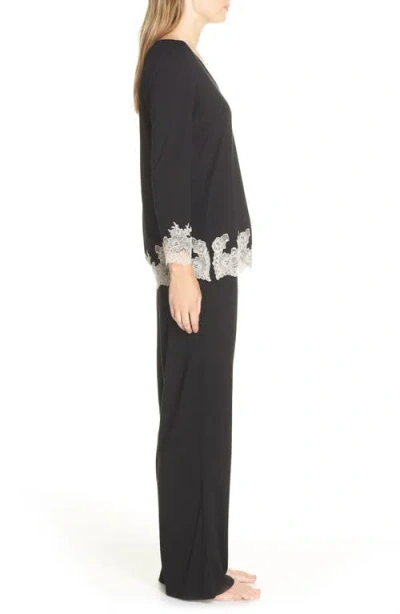 Natori Luxe Shangri-la Pajamas In Black