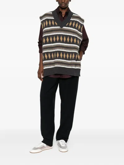 DIAMOND-PATTERN VEST